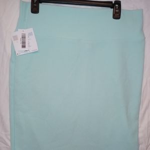 🔥3/$36LulaRoe Cassie Skirt